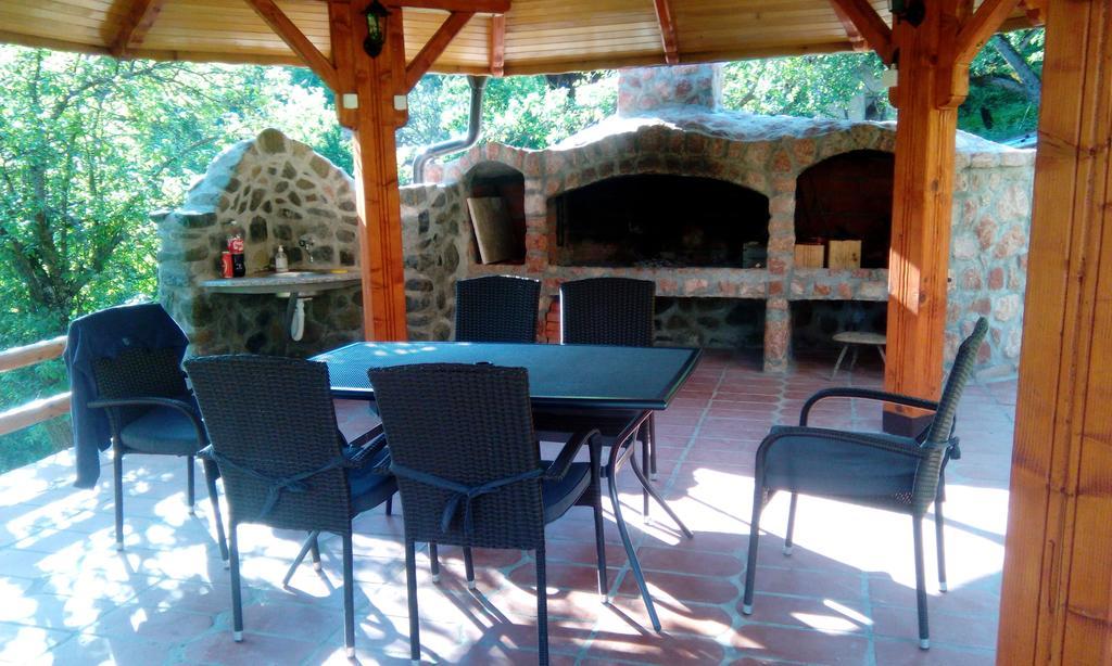 Vacation Home Nana Μόκρα Γκόρα Εξωτερικό φωτογραφία