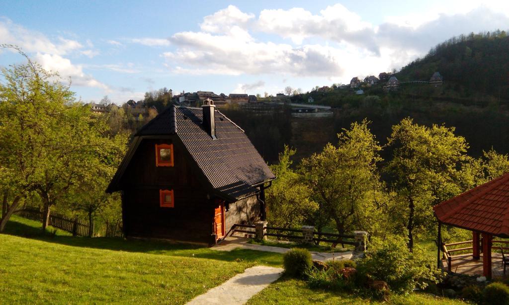 Vacation Home Nana Μόκρα Γκόρα Εξωτερικό φωτογραφία