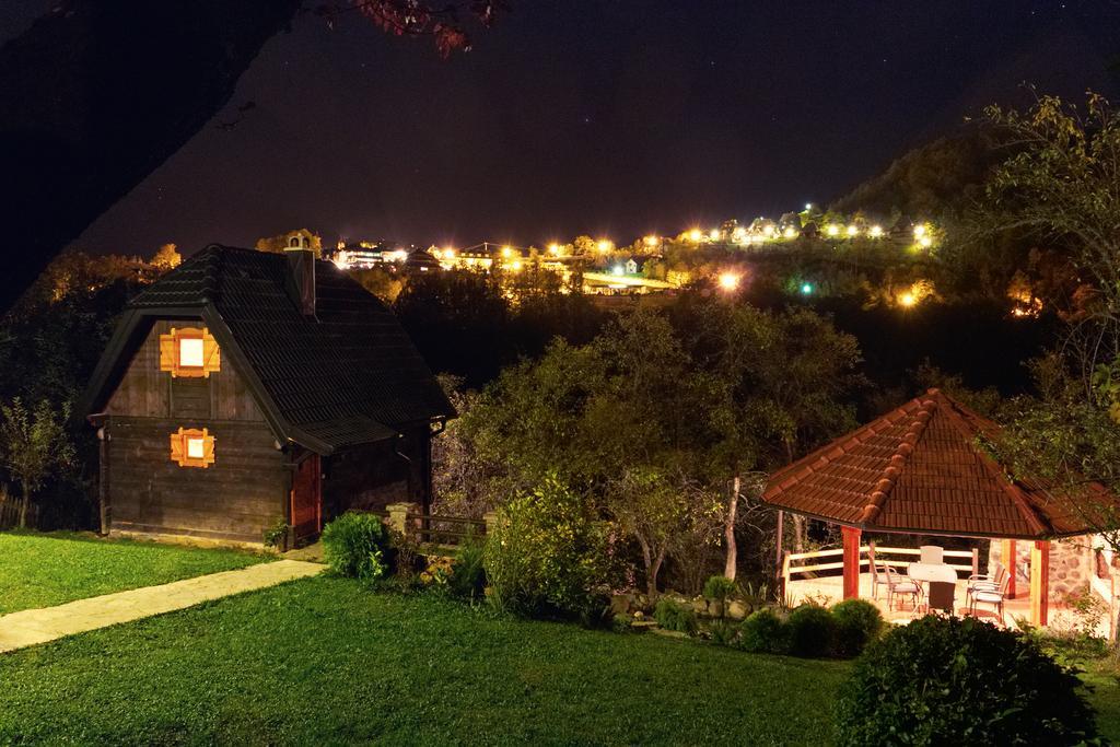 Vacation Home Nana Μόκρα Γκόρα Εξωτερικό φωτογραφία